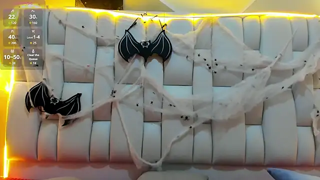 Amandacooper2 online show from 30, 10, 2025