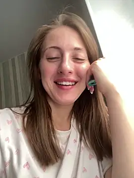 Snapshot of ChristyCrayme chatting on 12, 5, 2026 ChristyCrayme online show from 12, 5, 2026