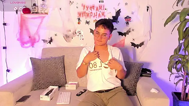 Young Ben online show from 24, 10, 2025