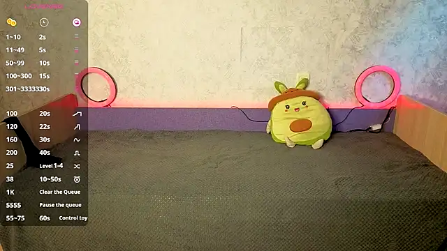 Snapshot of Mini_Lady1 chatting on 18, 10, 2025 Mini Lady1 online show from 18, 10, 2025