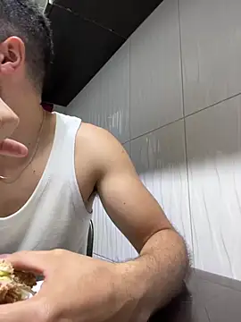 AxelThompson  online show from 18, 1, 2026