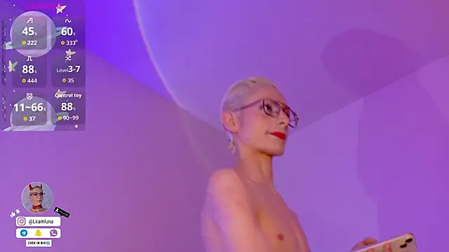 Snapshot of liiamluna_ chatting on 13, 5, 2026 liiamluna online show from 13, 5, 2026