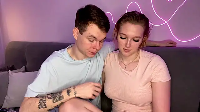 julielourens online show from 3, 10, 2025