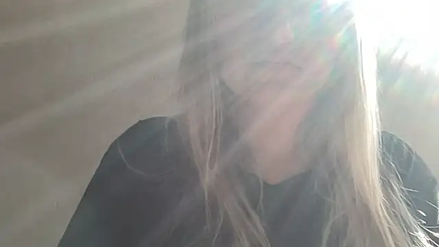 Snapshot of MonicaSweett chatting on 2, 10, 2025 MonicaSweett online show from 2, 10, 2025