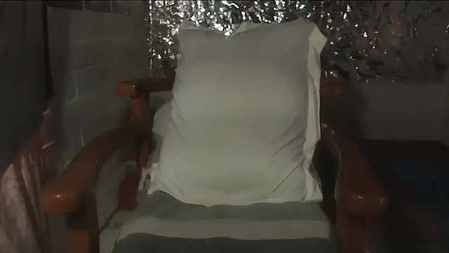 rose-crystal online show from 11, 10, 2025