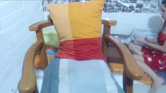 rose-crystal online show from 5, 2, 2026