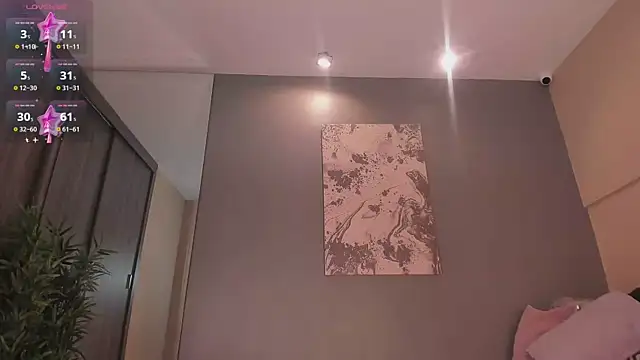 Hailey-Fox online show from 19, 12, 2025