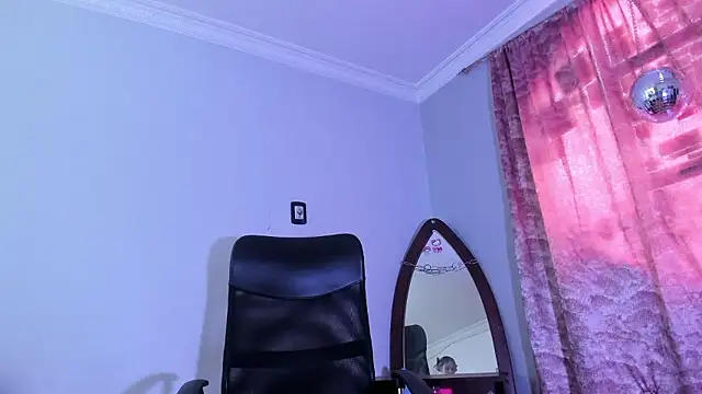 Pamela Squirtt online show from 16, 1, 2026