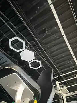 Ninazhang online show from 19, 10, 2025