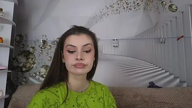 EvoletteLouLou online show from 3, 11, 2025