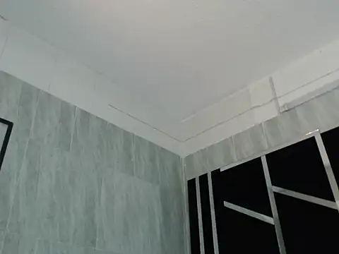 Snapshot of chaniesmith69x chatting on 27, 10, 2025 chaniesmith69x online show from 27, 10, 2025