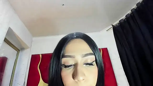 Snapshot of chaniesmith69x chatting on 8, 11, 2025 chaniesmith69x online show from 8, 11, 2025