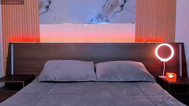 samanthaa moon online show from 21, 4, 2026