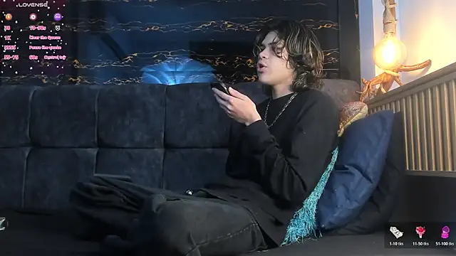 Diamond twink online show from 6, 11, 2025