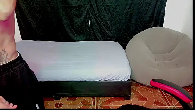 Thommy cute online show from 11, 9, 2025