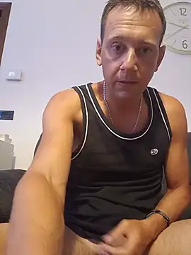 Snapshot of Alessio1987 chatting on 25, 6, 2026 Alessio1987 online show from 25, 6, 2026