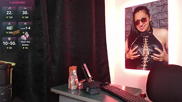 Snapshot of holydeath_1 chatting on 15, 10, 2025 holydeath 1 online show from 15, 10, 2025