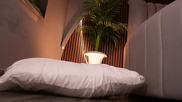 KatlynRous online show from 3, 2, 2026