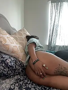 honeycombhalo online show from 13, 4, 2026