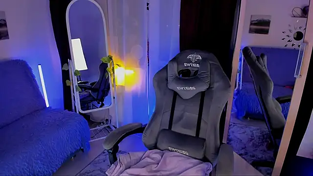 MissClairDeLune online show from 24, 1, 2025