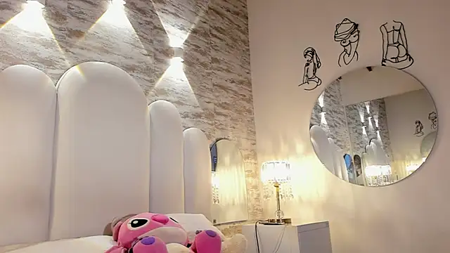 Yassy vazquez online show from 3, 11, 2025