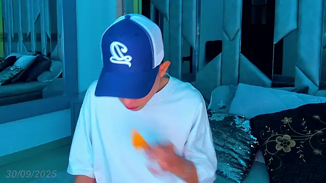 Sebax Young online show from 1, 10, 2025