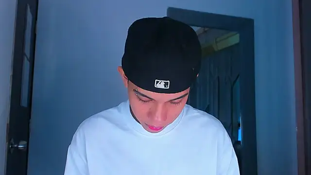 Sebax Young online show from 11, 1, 2026