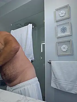 cubanitofeliz40 online show from 22, 12, 2025