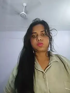 Snapshot of cute_radhikaa chatting on 19, 6, 2026 cute radhikaa online show from 19, 6, 2026