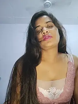 Snapshot of cute_radhikaa chatting on 14, 7, 2026 cute radhikaa online show from 14, 7, 2026