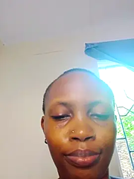 SeffieLucy online show from 2, 4, 2026