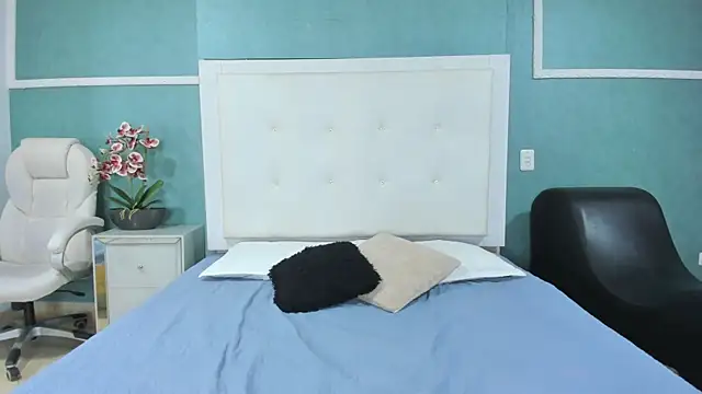 ania gomez online show from 2, 12, 2025