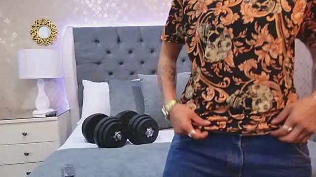 ZoeKrug online show from 15, 12, 2025