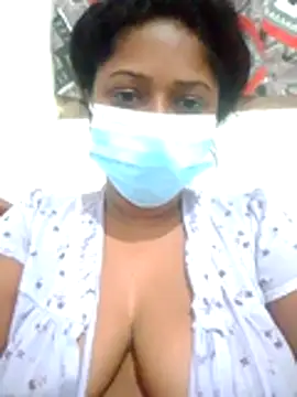 Snapshot of boosypussy chatting on 4, 7, 2026 boosypussy online show from 4, 7, 2026