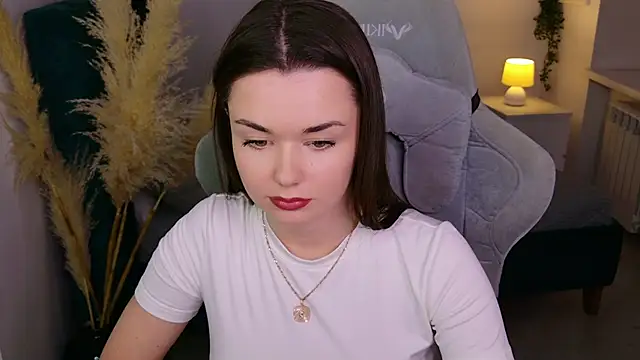 Snapshot of AvaFlower chatting on 30, 9, 2025 AvaFlower online show from 30, 9, 2025