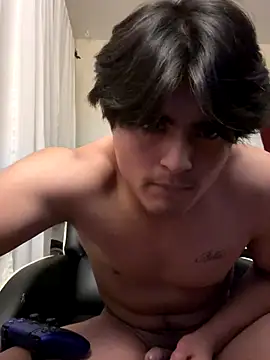 Snapshot of DanielUzhca3 chatting on 26, 11, 2025 DanielUzhca3 online show from 26, 11, 2025