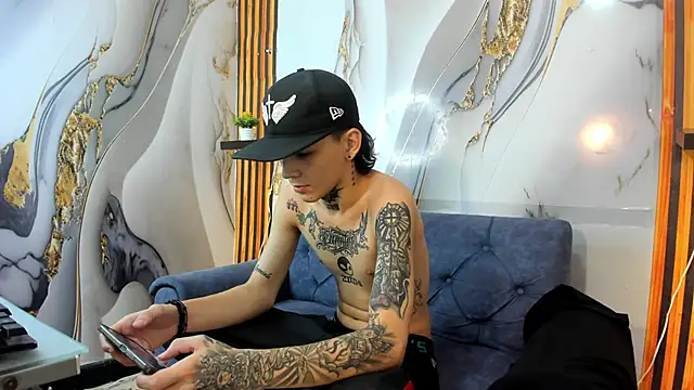 StraightBoy Nick online show from 10, 10, 2025