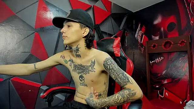 StraightBoy Nick online show from 30, 10, 2025