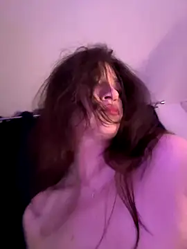 ScarletBloom  online show from 16, 11, 2025