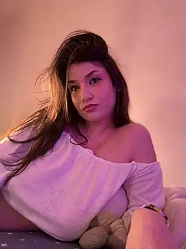 ScarletBloom  online show from 11, 3, 2026