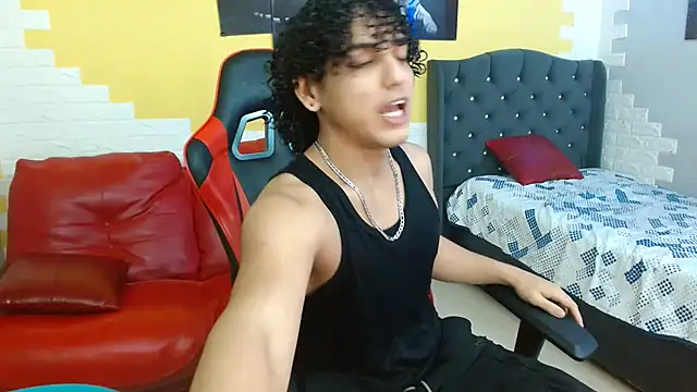 Xfire boy69 online show from 17, 9, 2025