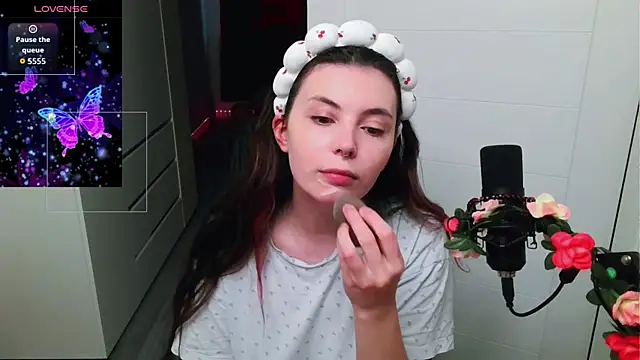 Snapshot of peachyness chatting on 27, 5, 2026 peachyness online show from 27, 5, 2026