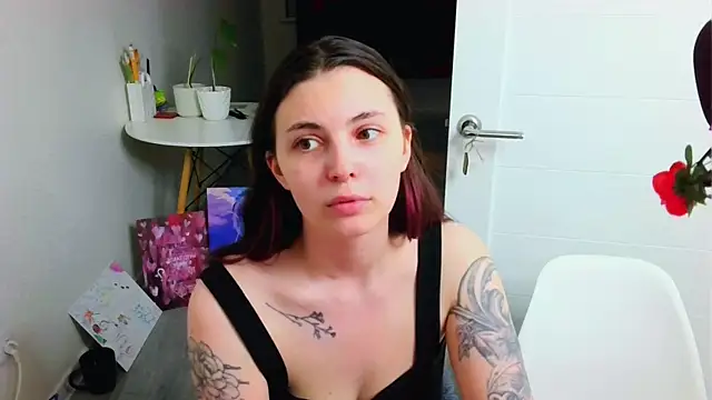 Snapshot of peachyness chatting on 19, 7, 2026 peachyness online show from 19, 7, 2026