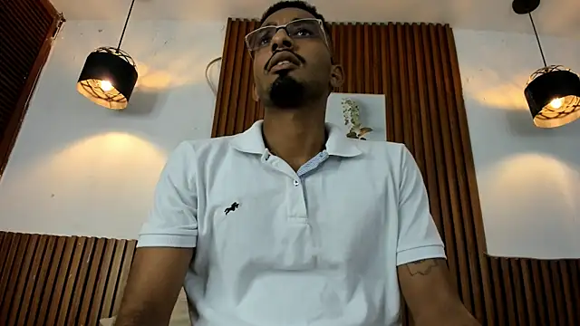 Snapshot of Darwin_mayo chatting on 17, 10, 2025 Darwin mayo online show from 17, 10, 2025