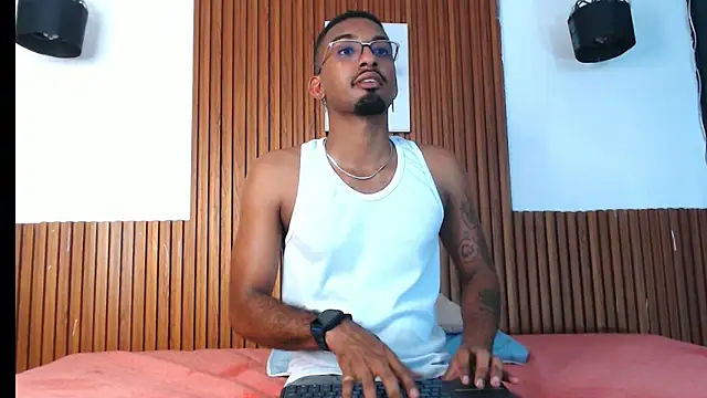 Darwin mayo online show from 10, 4, 2026