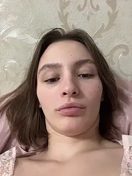 Snapshot of ZariaFlame chatting on 10, 11, 2025 ZariaFlame online show from 10, 11, 2025