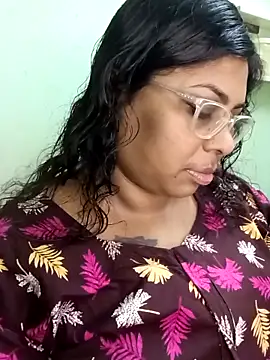 Snapshot of zara-mallus chatting on 17, 9, 2025 zara-mallus online show from 17, 9, 2025