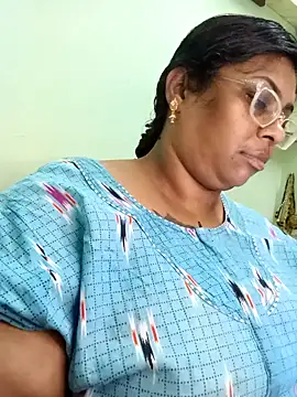 Snapshot of zara-mallus chatting on 27, 9, 2025 zara-mallus online show from 27, 9, 2025
