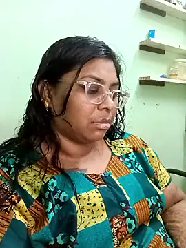 Snapshot of zara-mallus chatting on 7, 10, 2025 zara-mallus online show from 7, 10, 2025