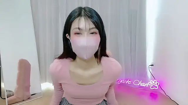 -Nyanko-chan- online show from 18, 12, 2025